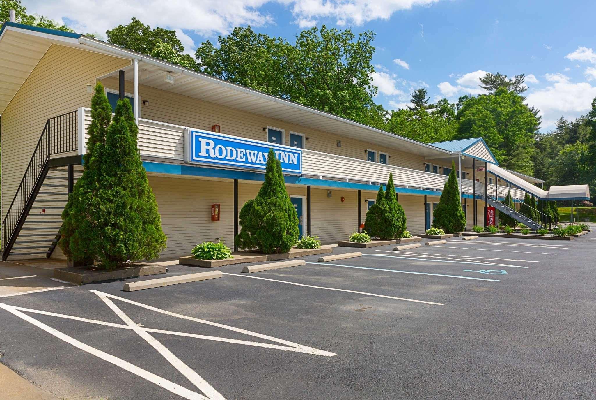 Rodeway Inn Milford - I-84 Exterior foto