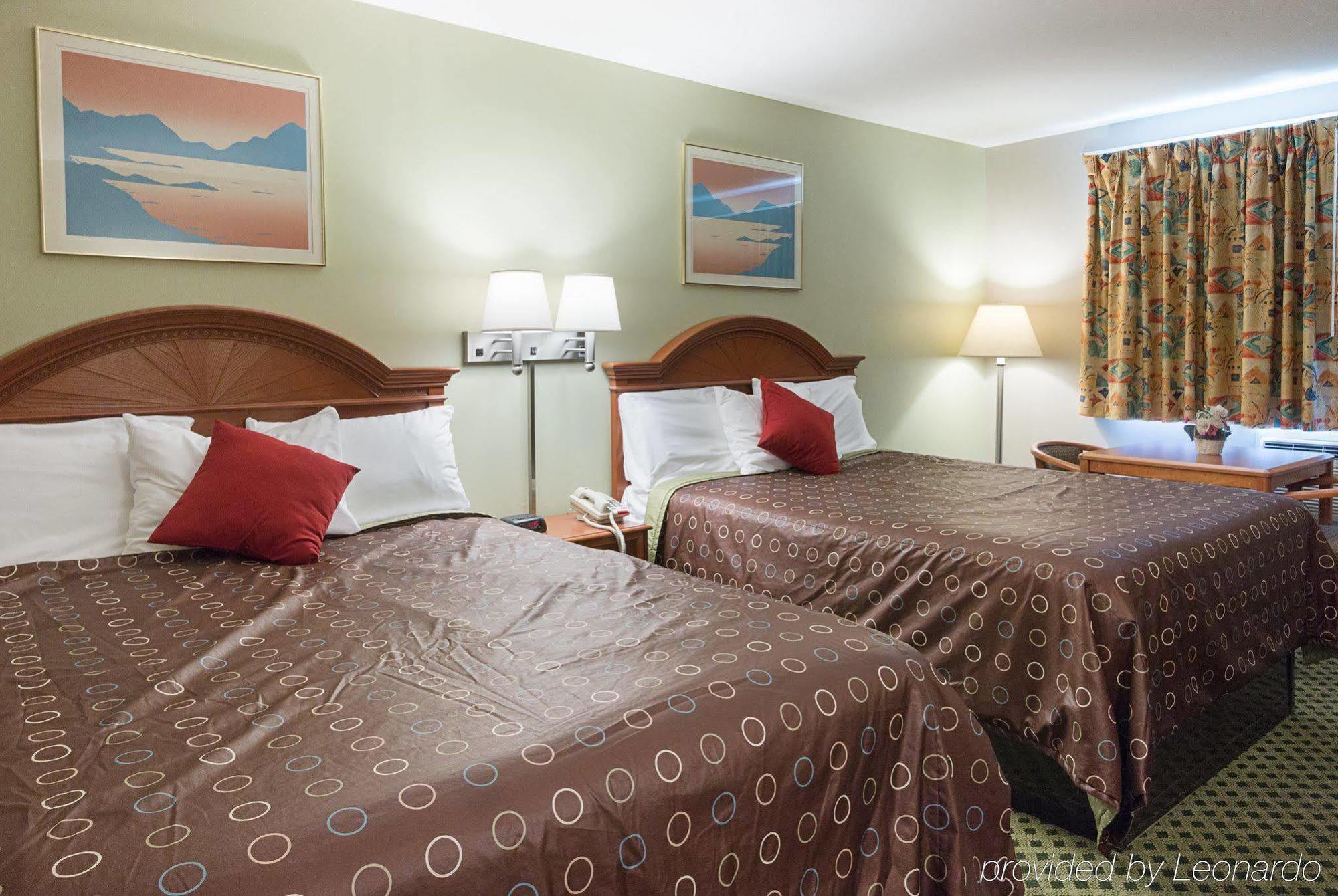 Rodeway Inn Milford - I-84 Exterior foto